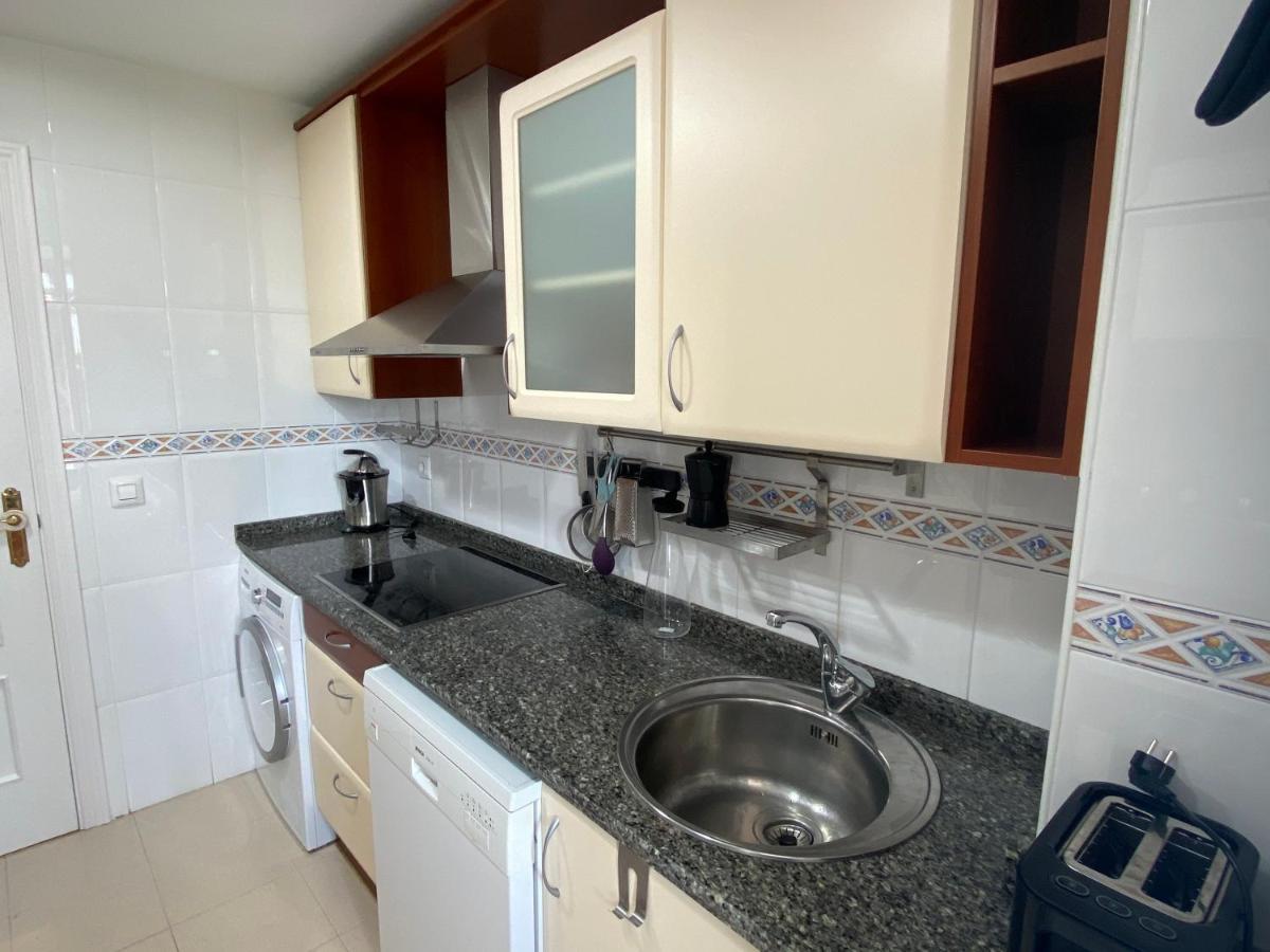 Apartamento Ideal A La Entrada De Salamanca !!! Santa Marta de Tormes Luaran gambar