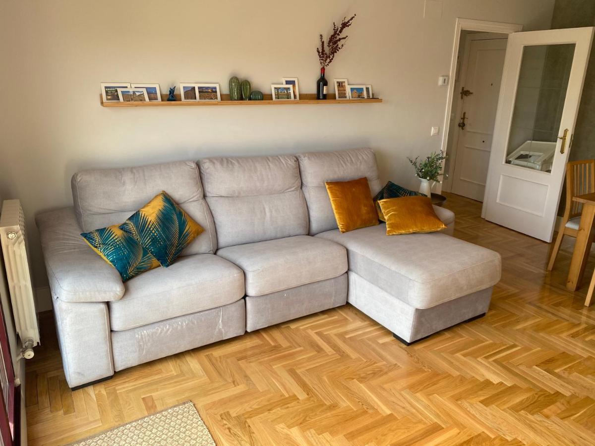 Apartamento Ideal A La Entrada De Salamanca !!! Santa Marta de Tormes Luaran gambar