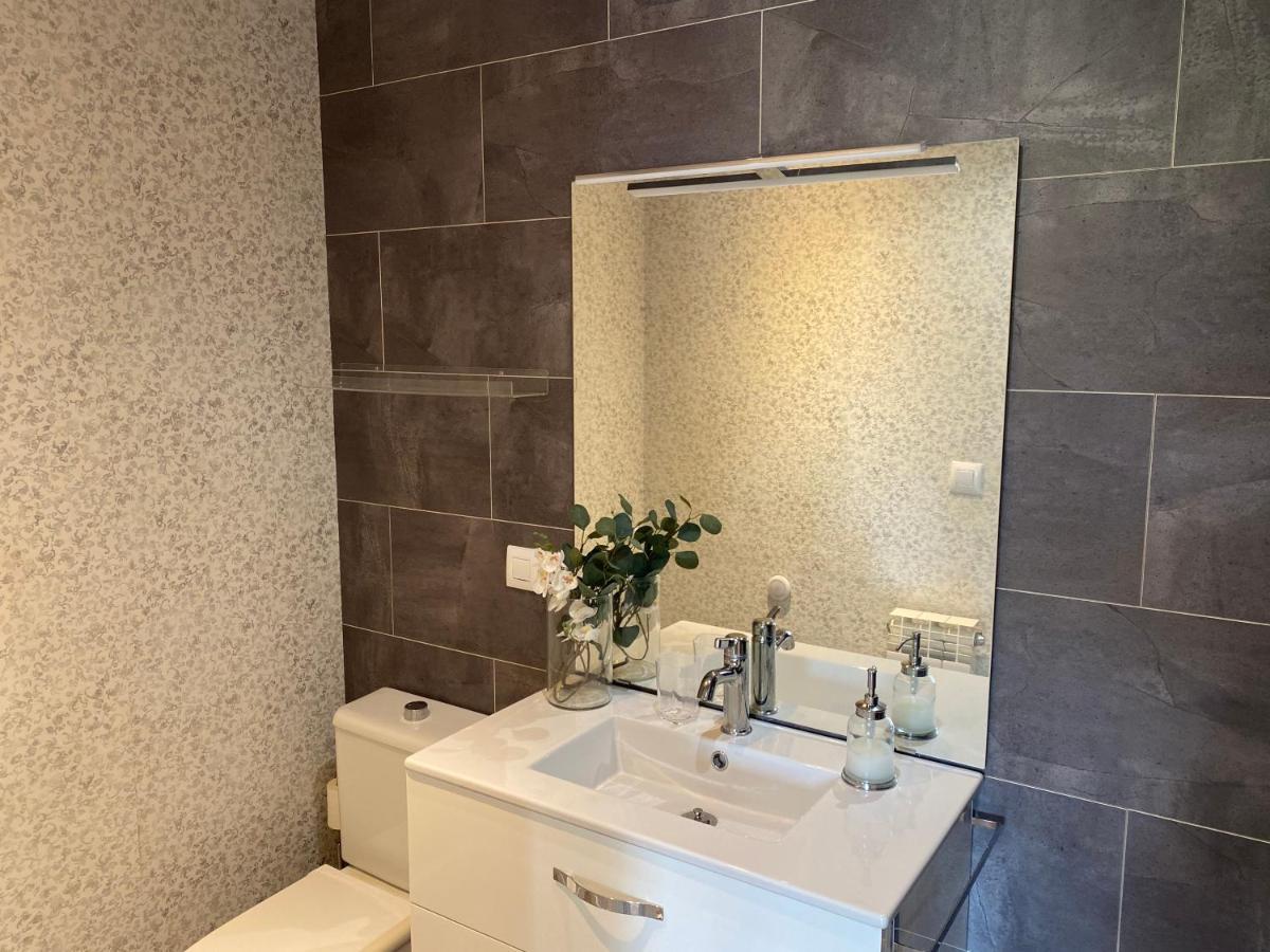Apartamento Ideal A La Entrada De Salamanca !!! Santa Marta de Tormes Luaran gambar